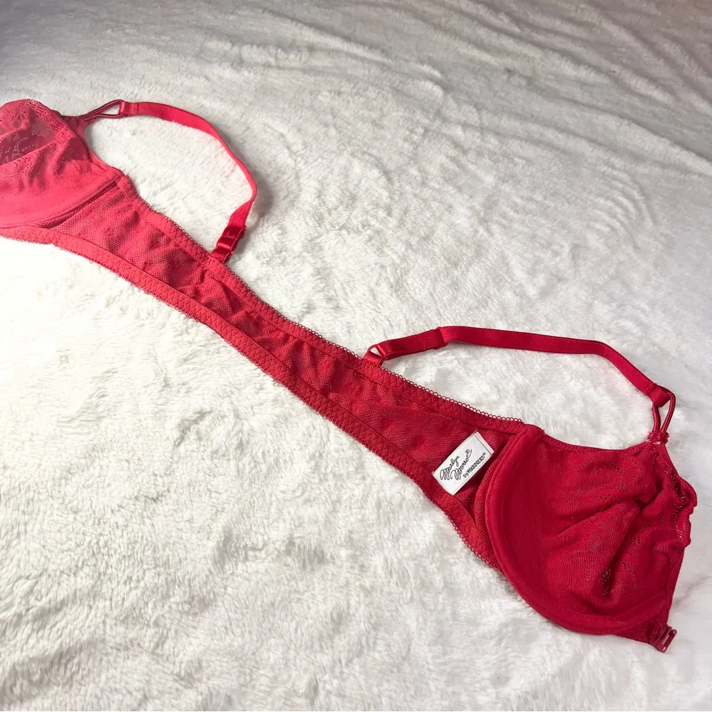 Vintage Warner’s Marilyn Monroe Vibrant Red Lace Front Close Bra Size 36C - Image 9
