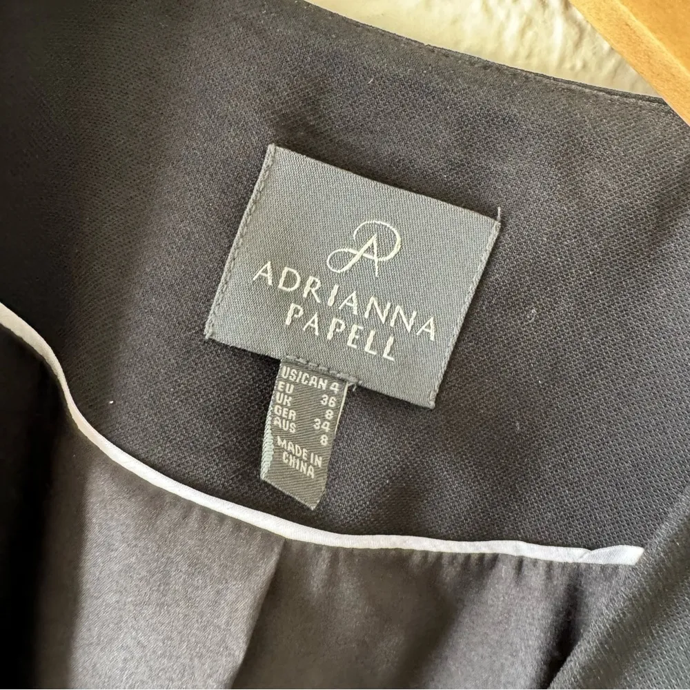 Adrianna Papell collarless boyfriend blazer black - Image 4