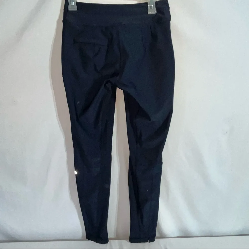 Lululemon athleta women’s size 4 pants with back calf zippers, zipper pockets. - Image 2