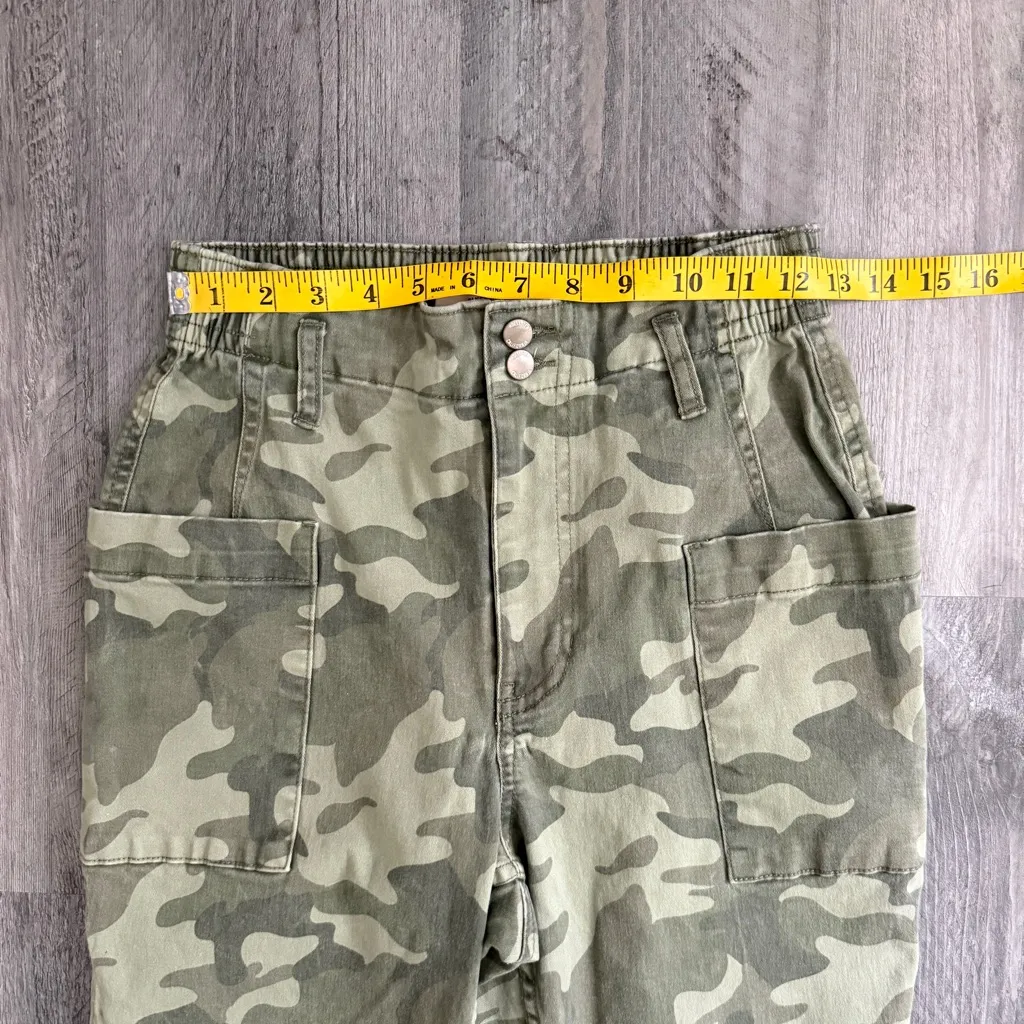 Hollister Camo Jogger Ultra High Rise Banded Ankle Pants Small - Image 9
