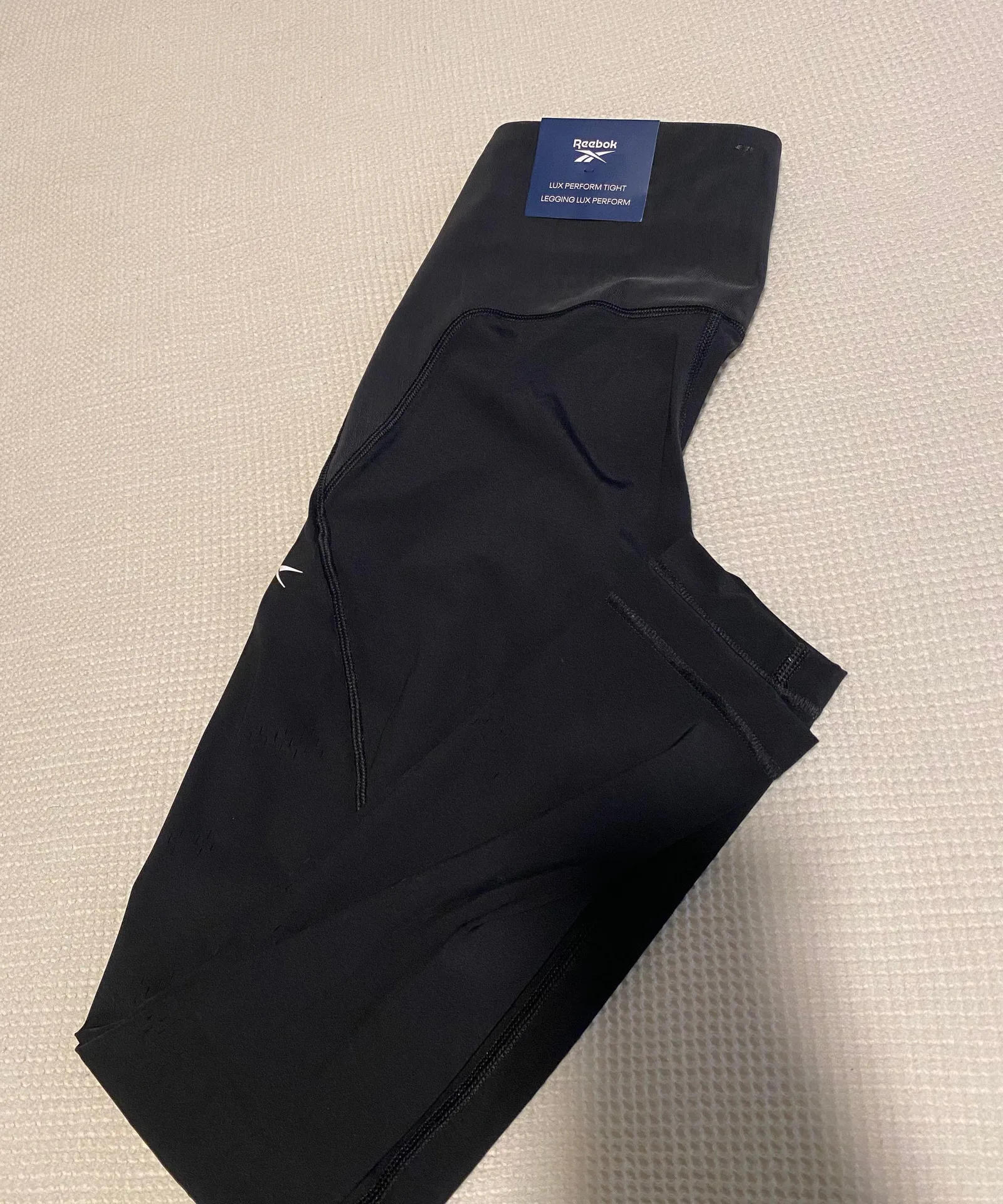 Lux Perform Tight - Image 3