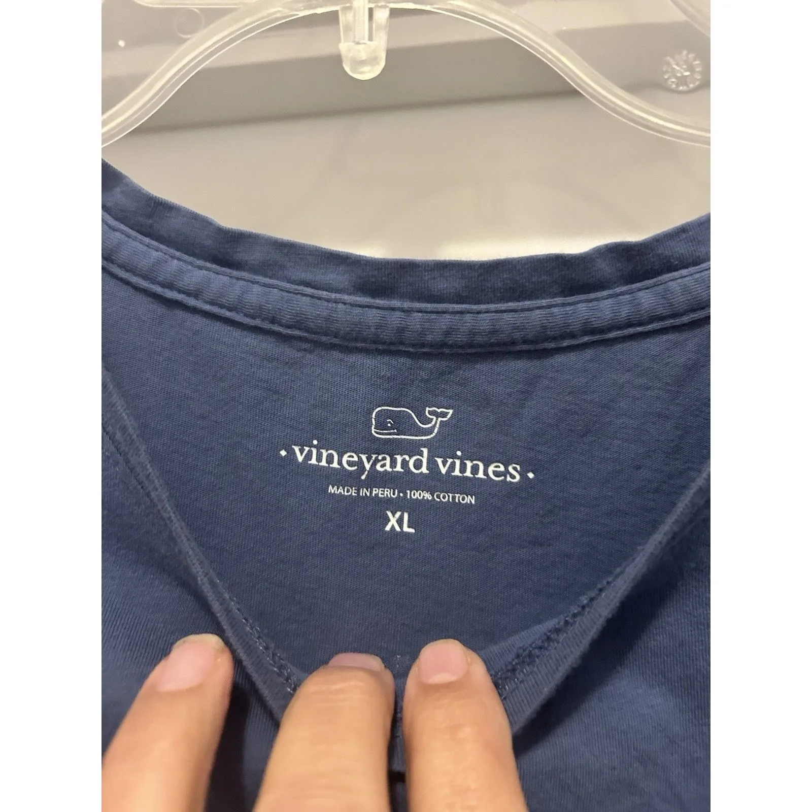 Vineyard Vines Shirt Women’s Size XL  Blue American Flag Whale Logo Blue Shirt - Image 3