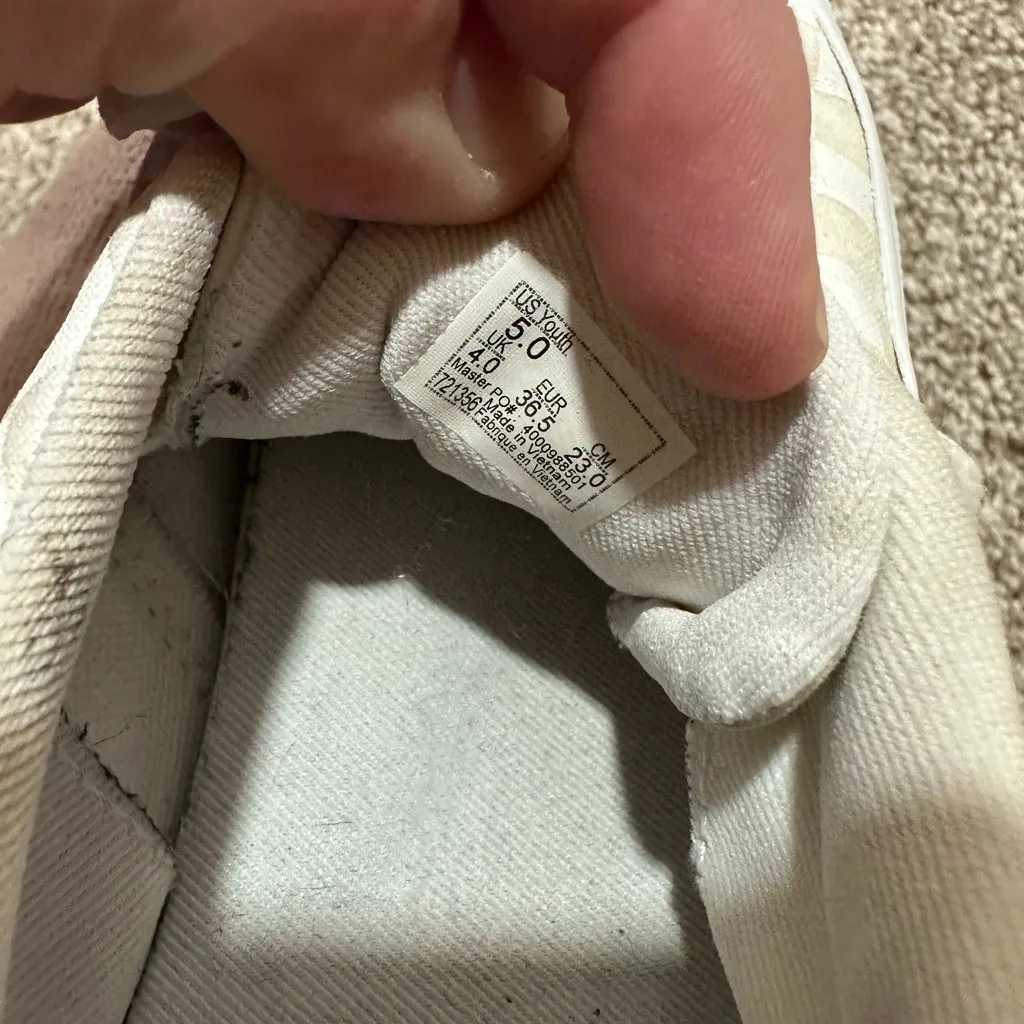 Vans Cream Checkered Sneakers - Image 4