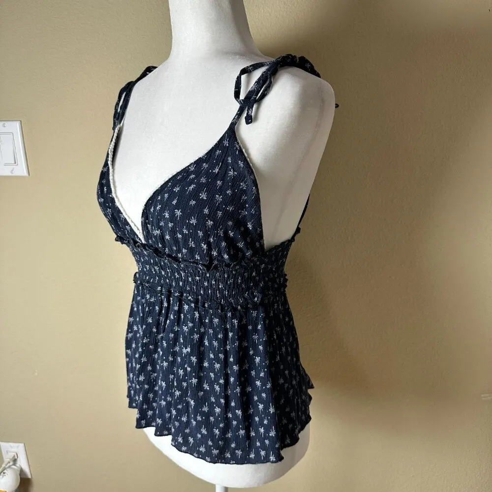 SYSTEMACTION Navy Blue Print Lace Trim Peplum Top Size Medium - Image 3