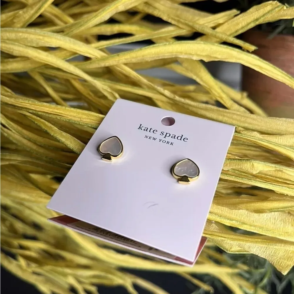 Kate Spade New York Gold Tone Faux Pearl Heart Stud Earrings NWT - Image 2