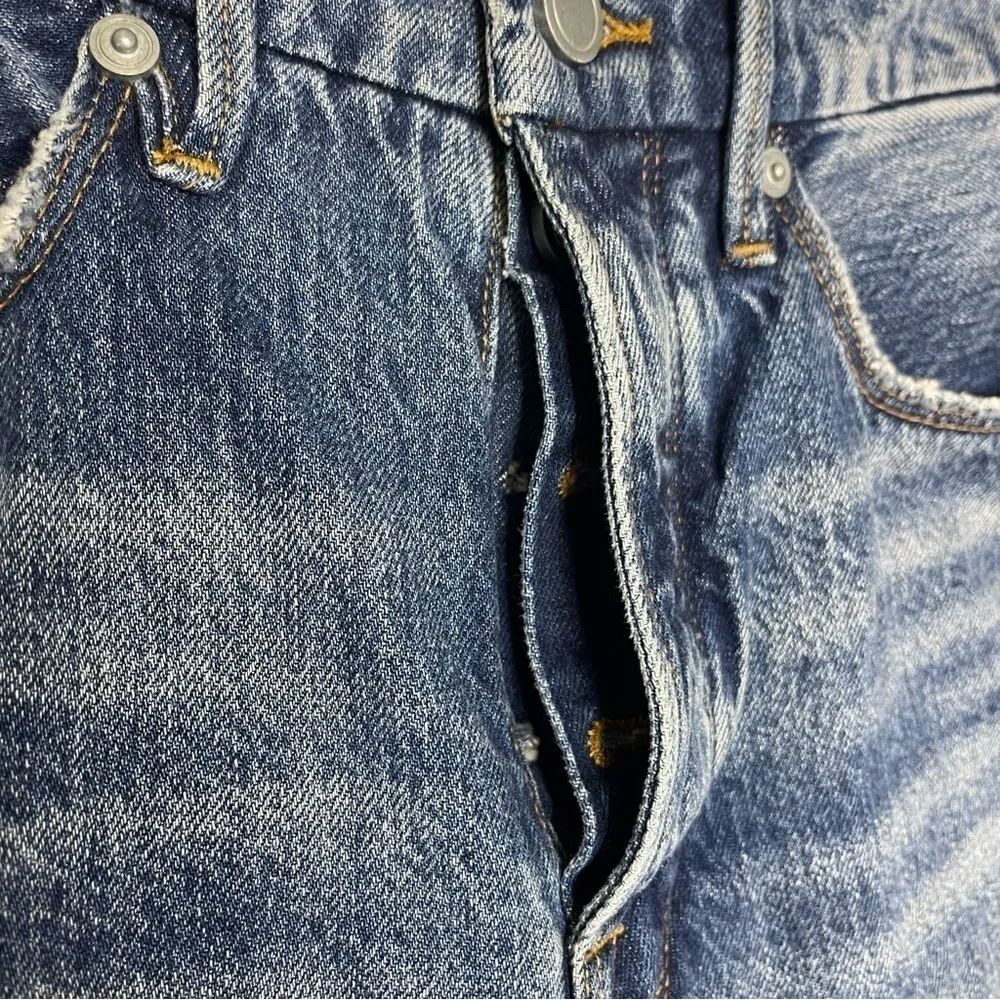 Good American Good Boy Raw Hem Jeans Size 4 / 27 - Image 5