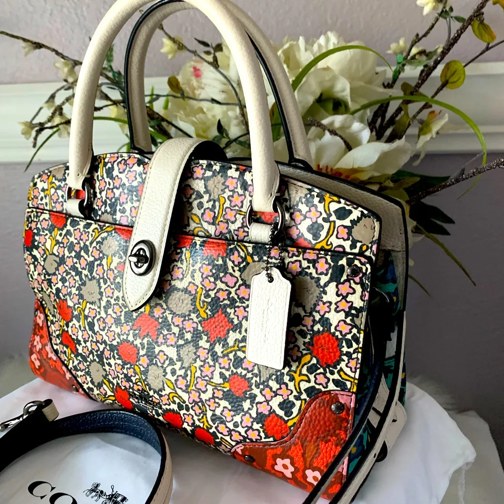 COACH Mercer Satchel Floral Print Handbag with Red Accents - Image 2