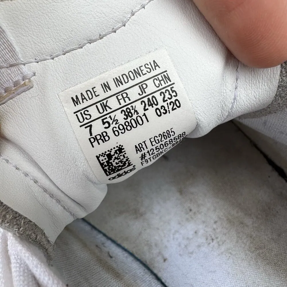 Adidas Sleek White Sneakers Shoes Iridescent Logo Size 7 EG2685 - Image 9