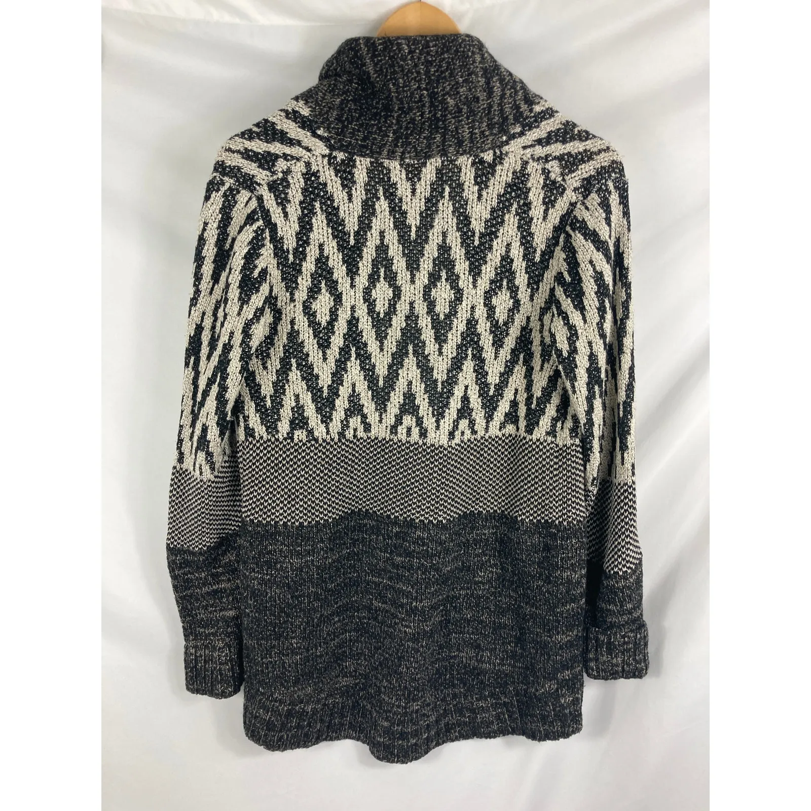 Lucky Brand Patterned Black White Knit Cardigan Size Medium - Image 6