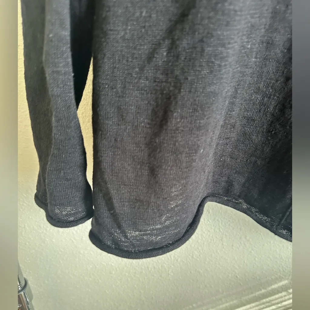 EILEEN FISHER CHARCOAL Black V-Neck Women's Sweater. - Image 5