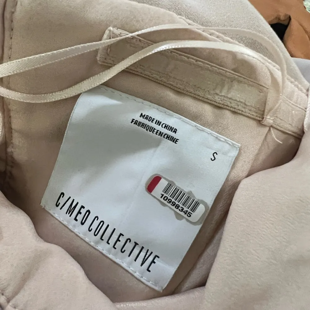 C/Meo Collective Pink Crepe Temptation Gown Size Small $315 - Image 6