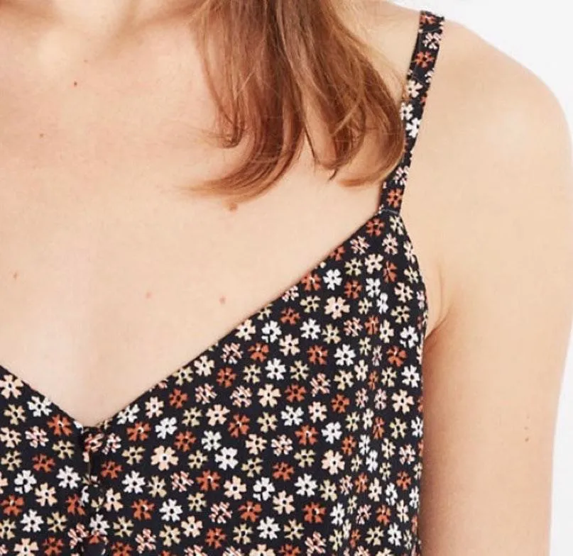 NWT  Button Down Cami in Petite Blooms - Image 2