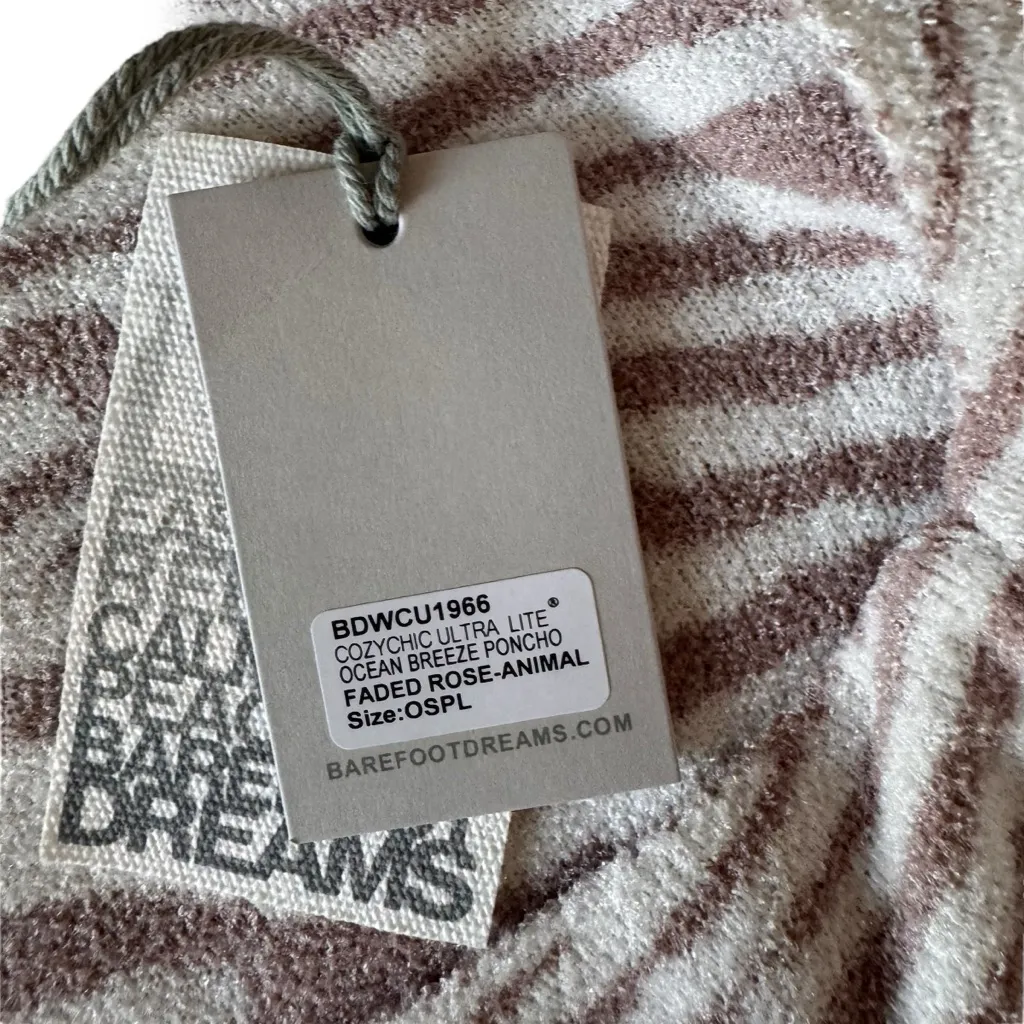 BAREFOOT DREAMS - NWT CozyChic Ultra Lite Ocean Breeze Rose Animal Poncho Sz OSP - Image 6