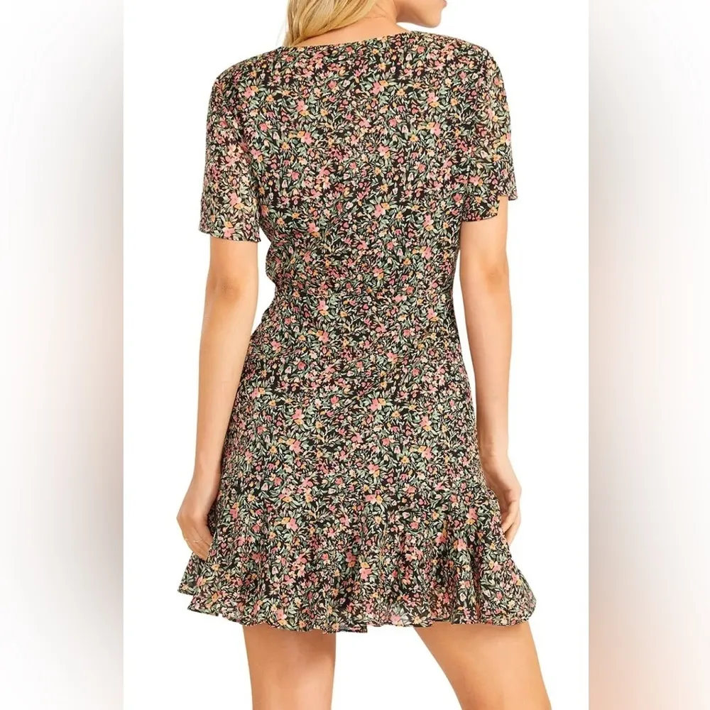 Bb Dakota by STEVE MADDEN Counting Petals Dress
Size small NNT - Image 6