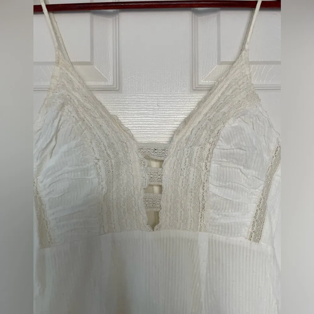 The Label Pauline Dress, White Sz Small EUC (runs slightly small) - Image 6