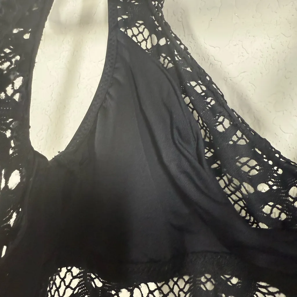 Becca Virtue Captured Crochet One Piece Swimsuit Sz Large - Image 7