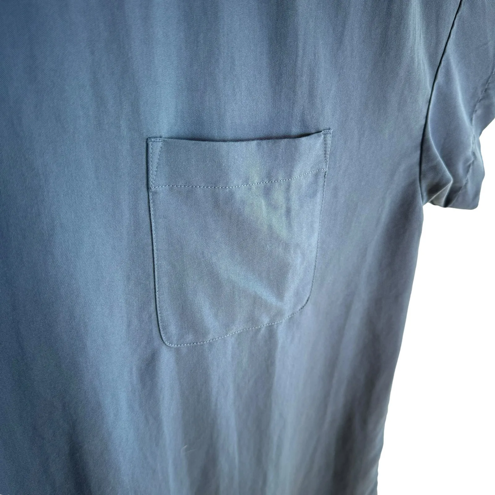 Lands' End  Blue Short Sleeve Round Neck Lightweight Scrub Top‎ Size M - Image 3