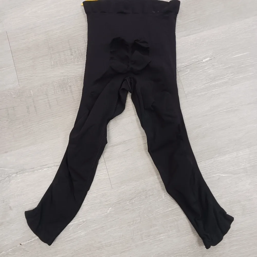 Skims-High waistbanded sculpting maternity leggings- Size 2XL - Image 2