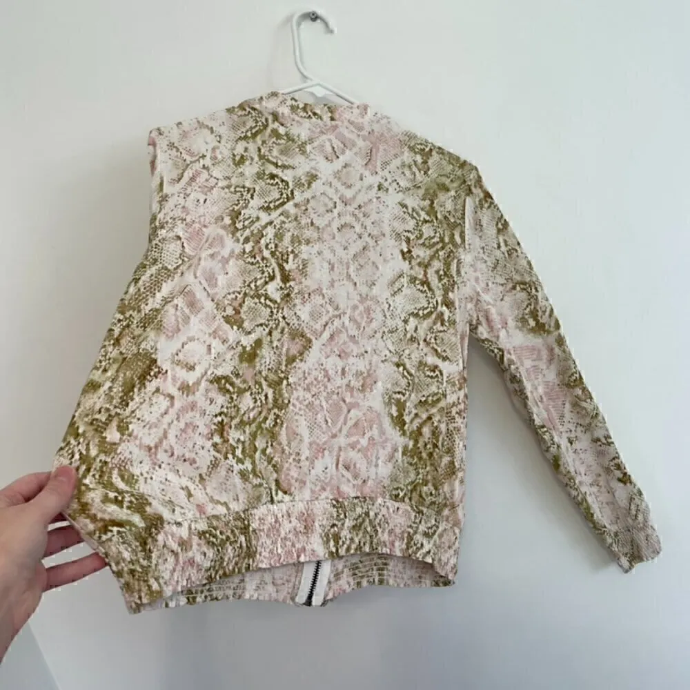 MYSTREE White ? Olive Green Pink Snakeskin Snake Print Lightweight Bomber Jacket - Image 10