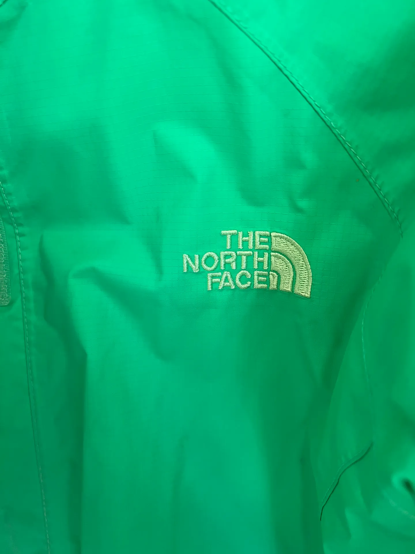 The North Face  Women’s Raincoat - Image 2