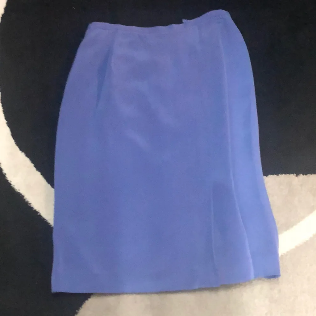 Travis Ayers sz 10 purple 2pc skirt suit - Image 5