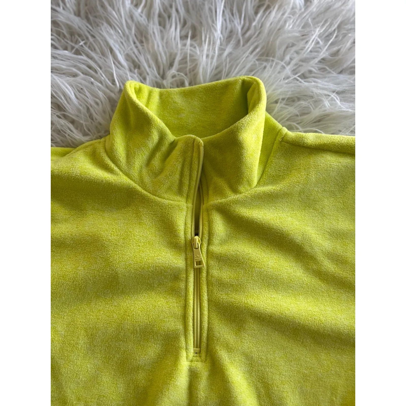 Beyond Yoga  New Terrain Pullover True Chartreuse Size Medium - Image 3