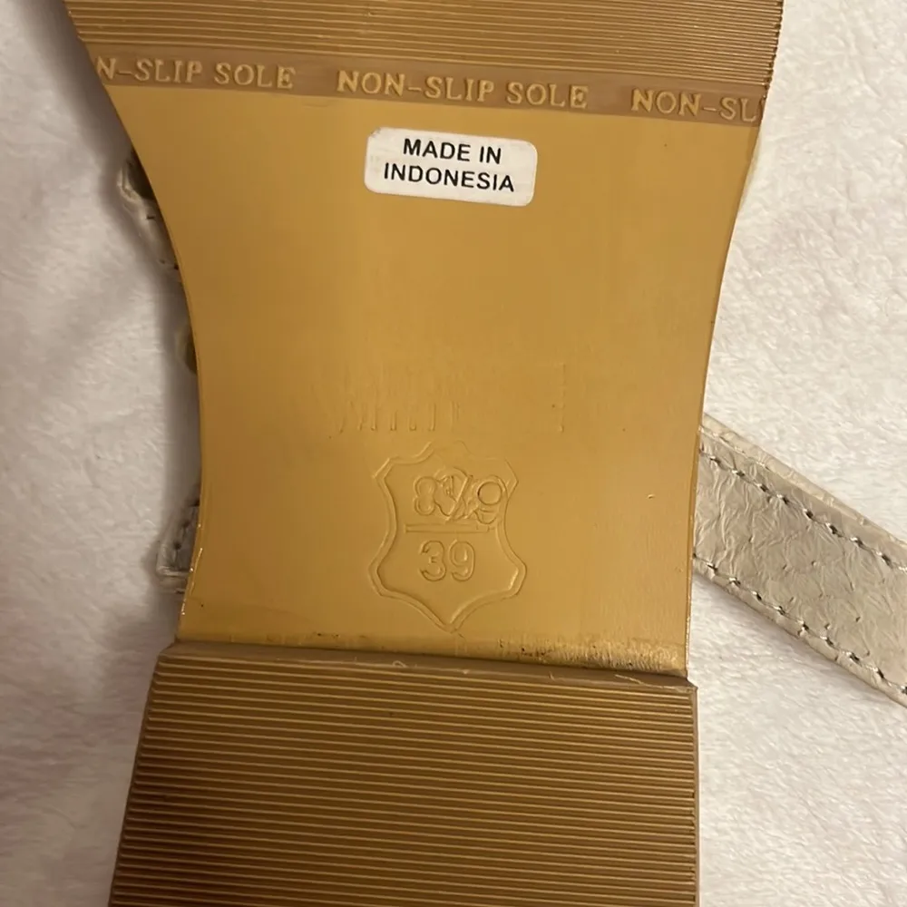 NWOT l space by coco belle lace up sandals - Image 7