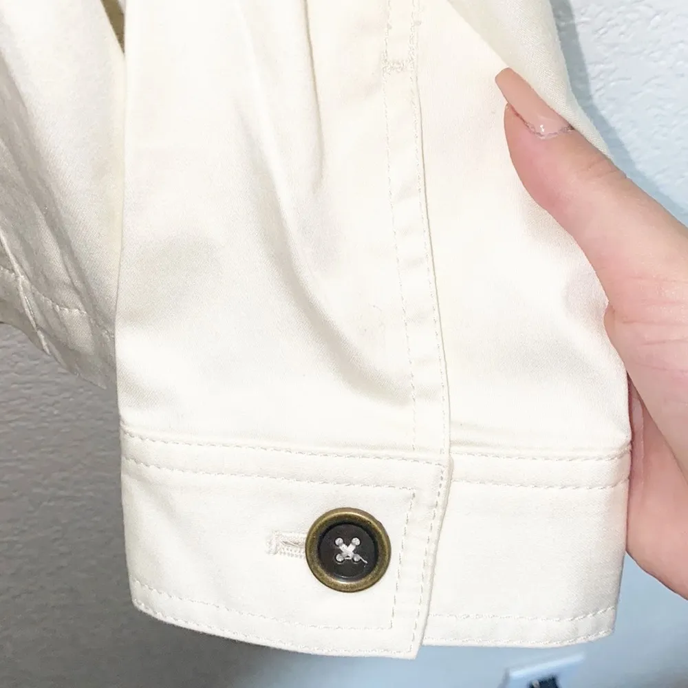 Jones New York Button Front Vanilla Jacket - Image 3