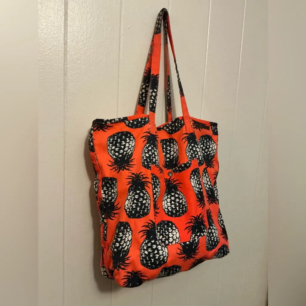 A Rare Modern Vintage Roxy Pineapple Print Large Fabric Tote Beach Bag Handbag - Image 4