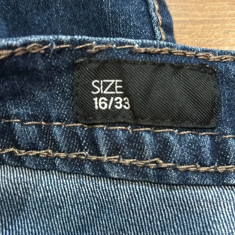 Woman’s Nine West Cropped Jeans Blingy Flap Pockets Size 16 - Image 5