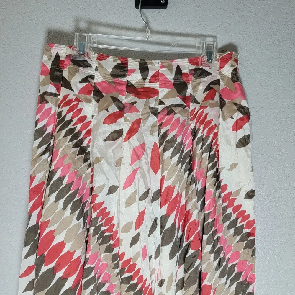 NWT Nic + Zoe Silk Midi Skirt | Geometric Print | Size 10 Quiet Luxury Boho Chic - Image 4