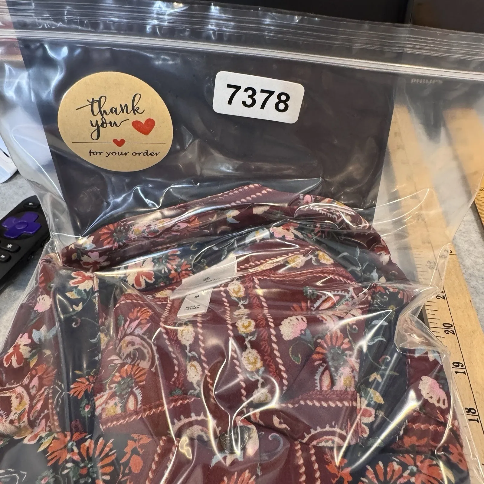 Vintage Y2K Dressbarn Sheer Button‎ Front Shirt Medium Red Country Handkerchief - Image 15