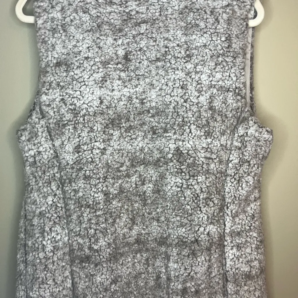 The Southern Shirt Company Women’s XL Sherpa Jacket/Vest - Image 7