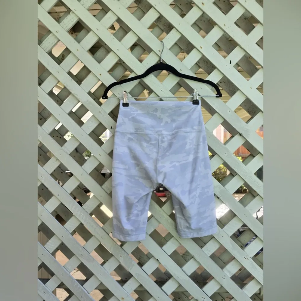❤️Lululemon camo biker shorts - Image 3
