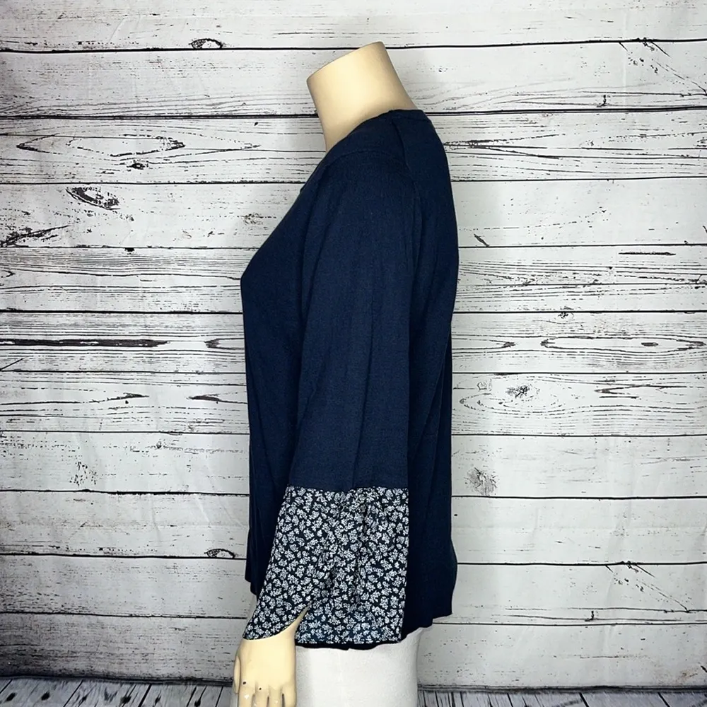 LOFT Plus NWT Size 20/22 Navy Blue - Floral Chiffon Sleeve Pullover Sweater Top - Image 2