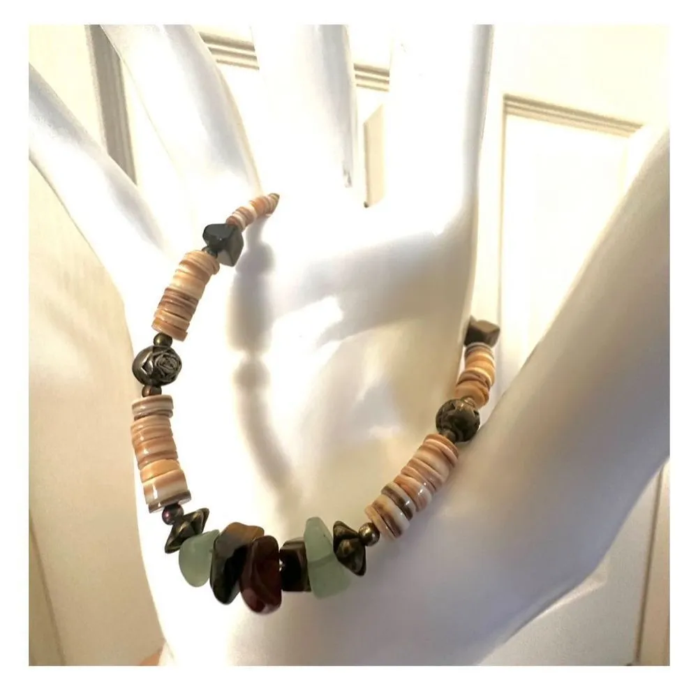 Shell natural stone beaded bracelet - Image 9