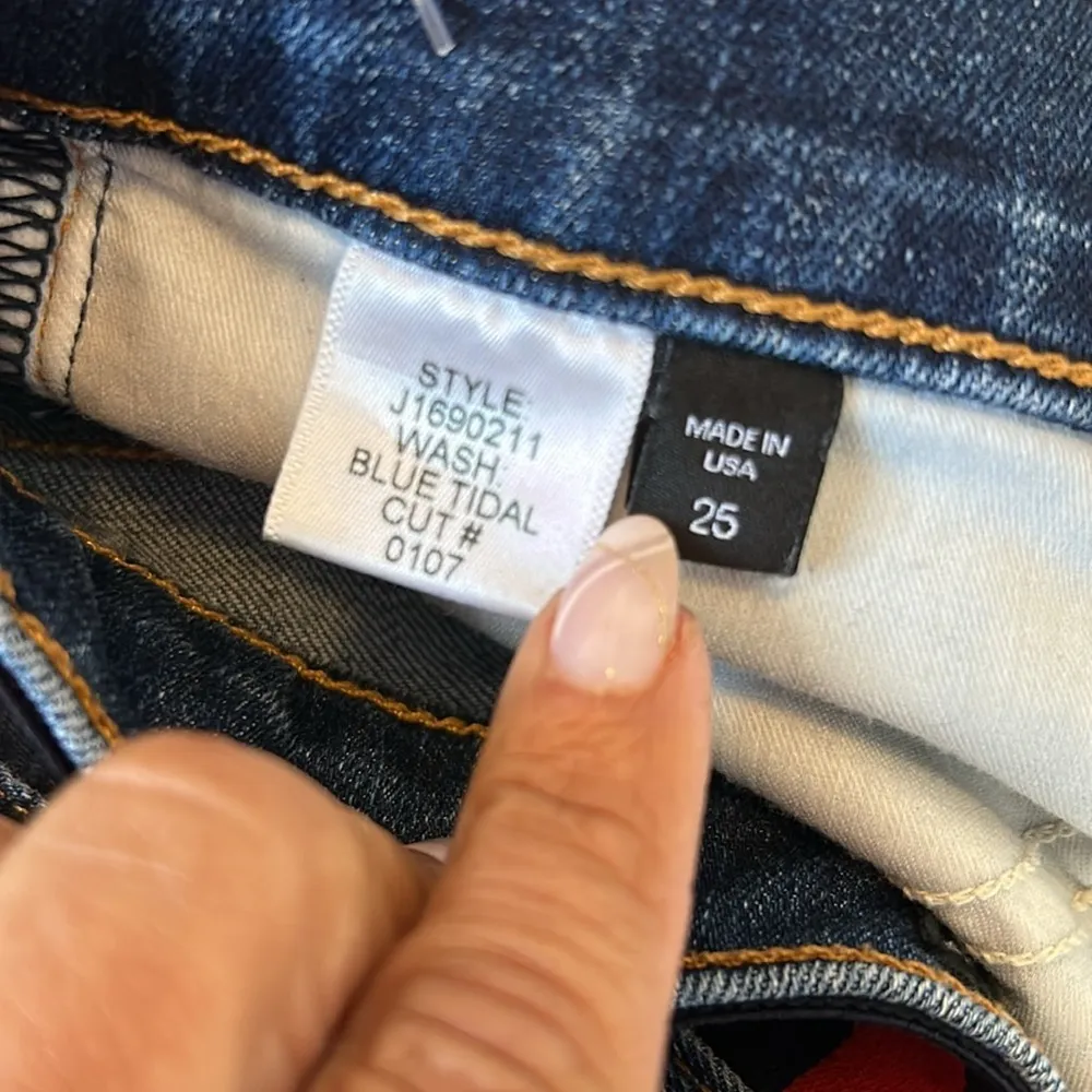 Veronica Beard  Carolyn 10” Baby Boot Jeans - Image 8