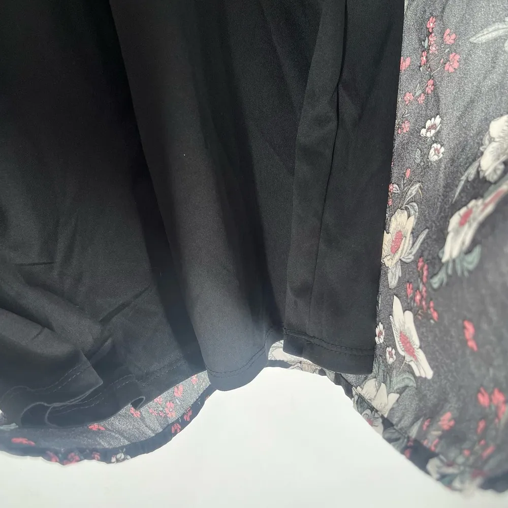 LOVE REIGN Dress Size Extra Small Racer Stripe Black Floral Long Sleeve Shift - Image 9