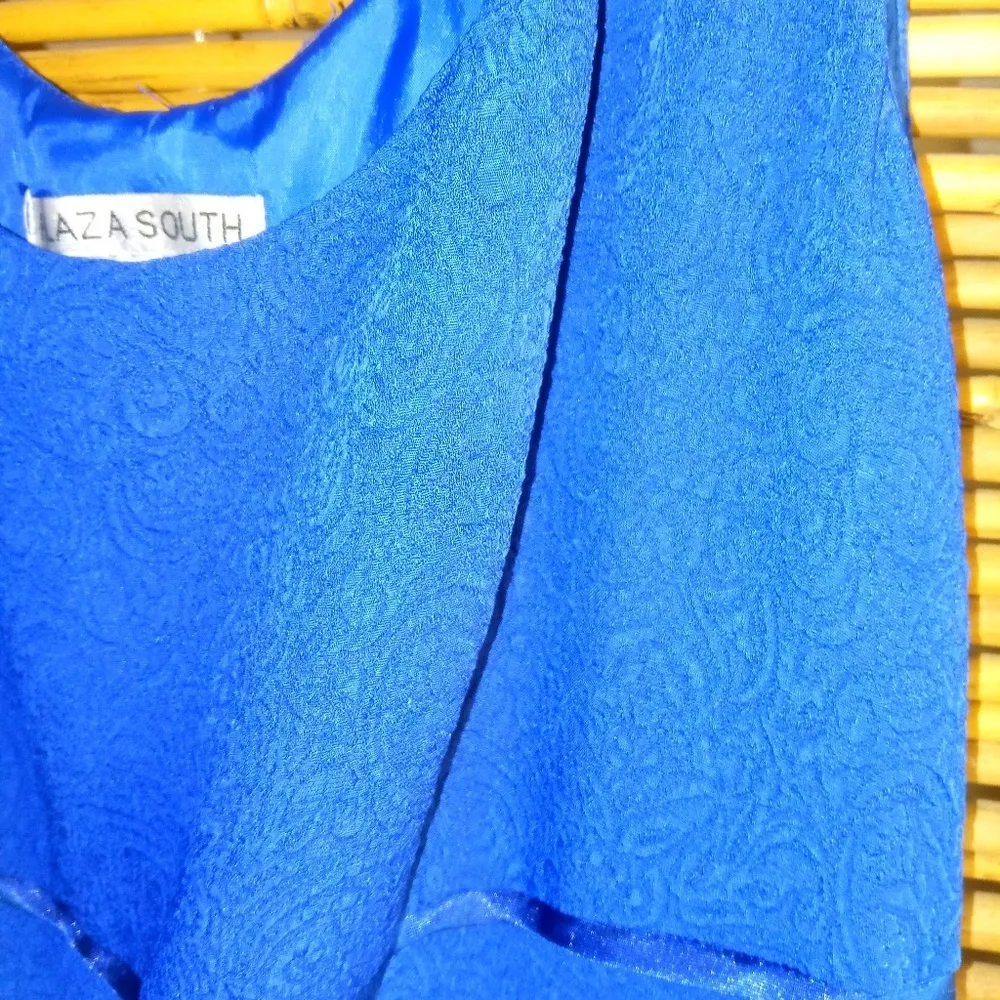 Plaza South 12 Sleeveless A - Image 3