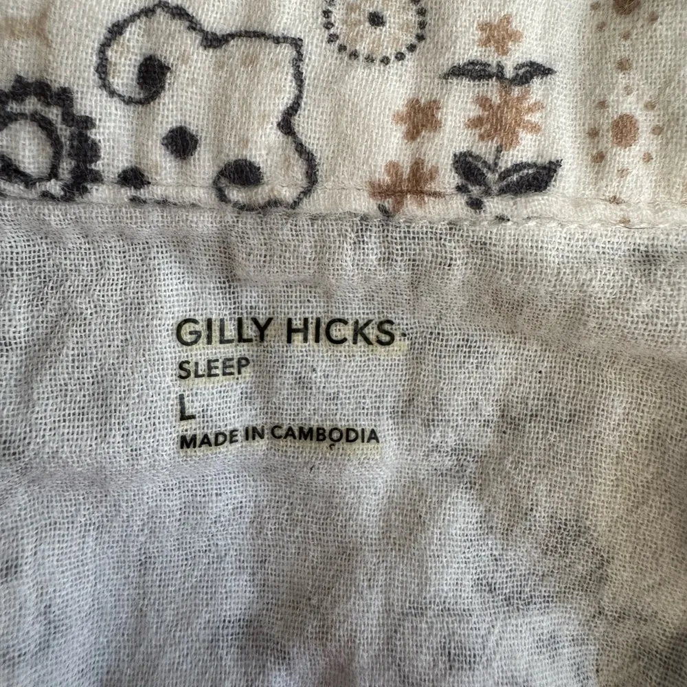 Gilly Hicks Linen Happy Face Patterned Short Sleeve Buttoned Top - Image 3