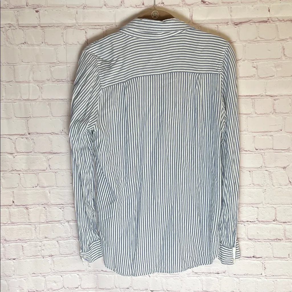 White House Black Market Striped Button-Up Shirt Woman’s‎ Size 8 - Image 3