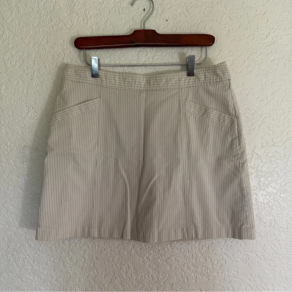 Dockers Tan Beige Pinstriped Size 8‎ Golf Pickleball Tennis Skorts Cotton Blend - Image 2