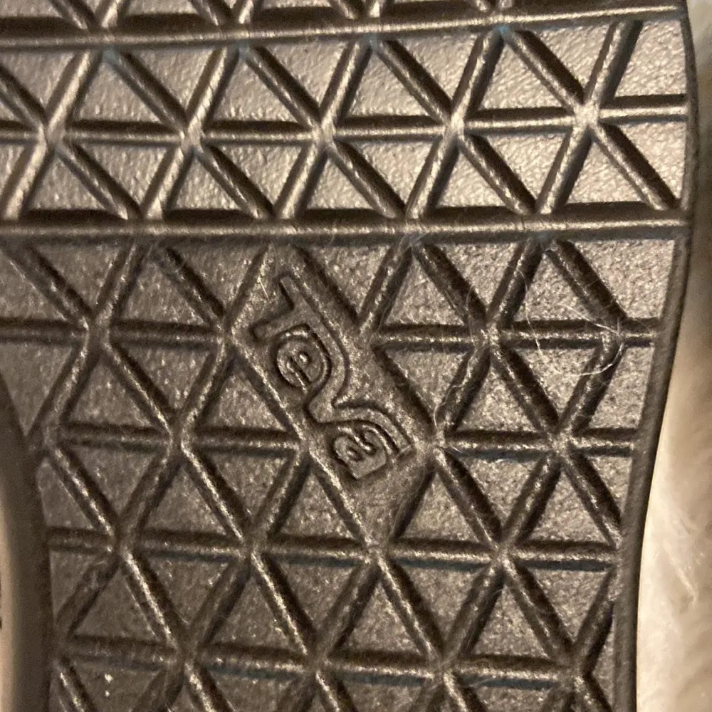 TEVA Sandals size 8 BNWOT see all photos - Image 8