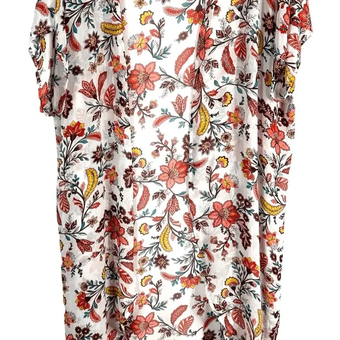 Boutique Floral Semi Sheer Kimono Plus Size 2X/3X Red - Image 5
