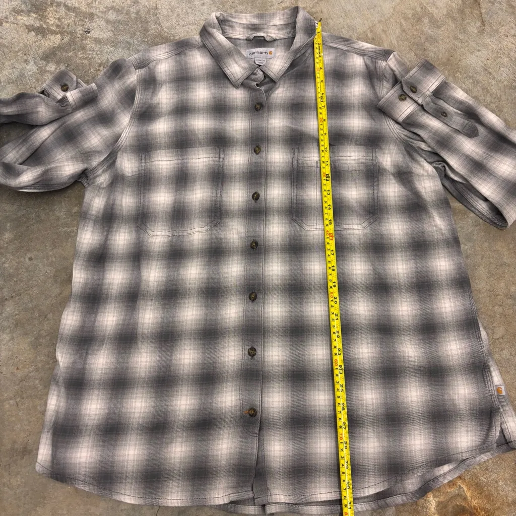 Carhartt gray and white plaid flannel shirt womens 2XL 20/22W - Image 4