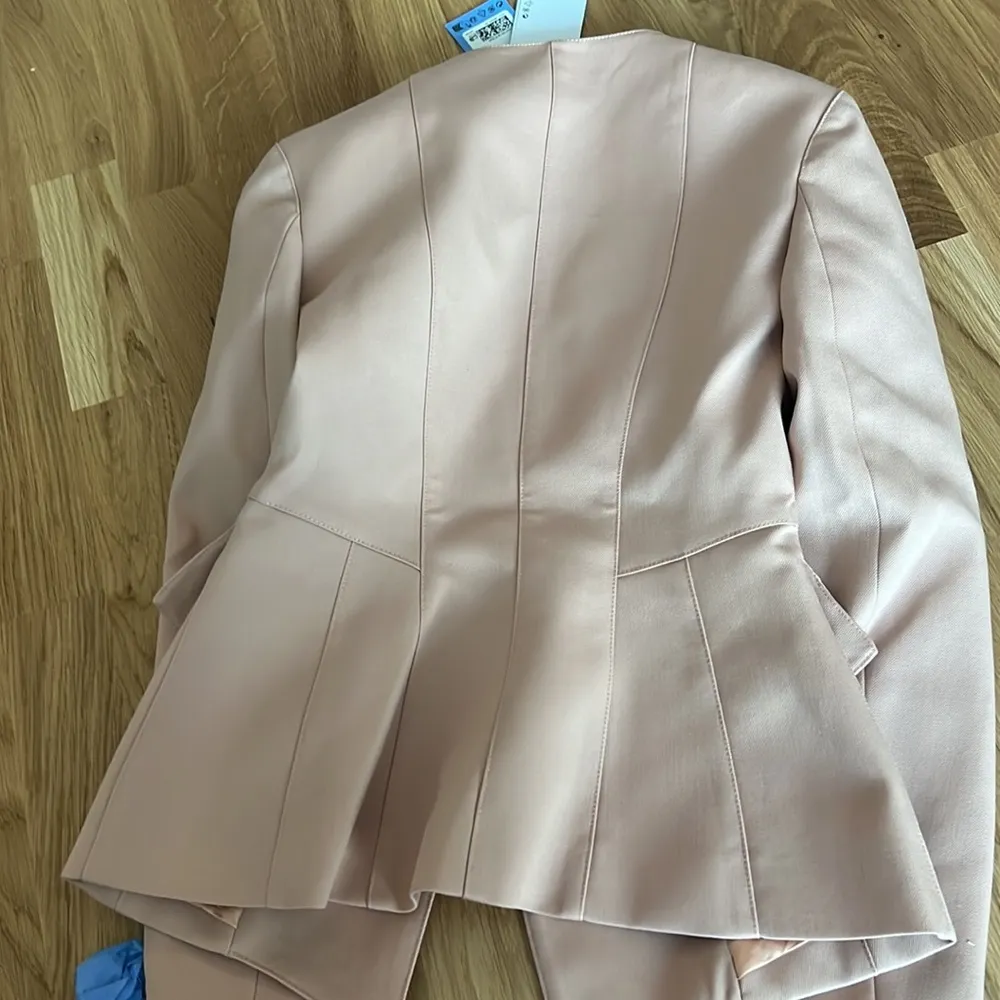 NWT H&M x MUGLER Hourglass Wool Jacket Size XS - Image 16