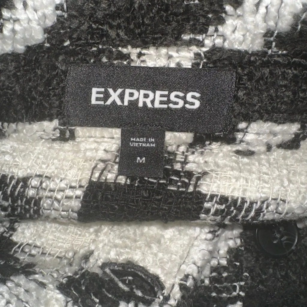 Express Women's Button down Jacket Black White Medium - Image 4