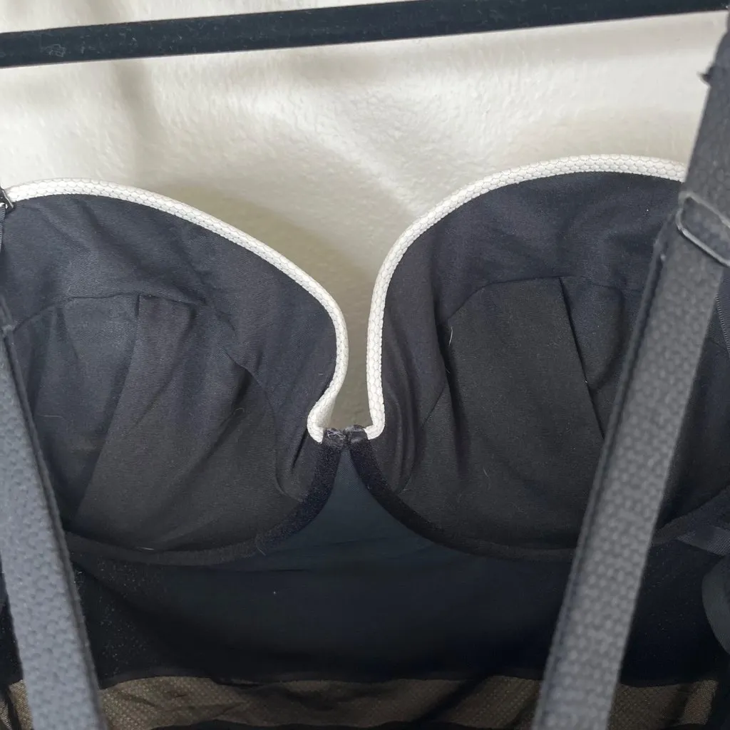 Torrid Size 5X Black & White Underwire One-Piece Swimsuit - Image 8