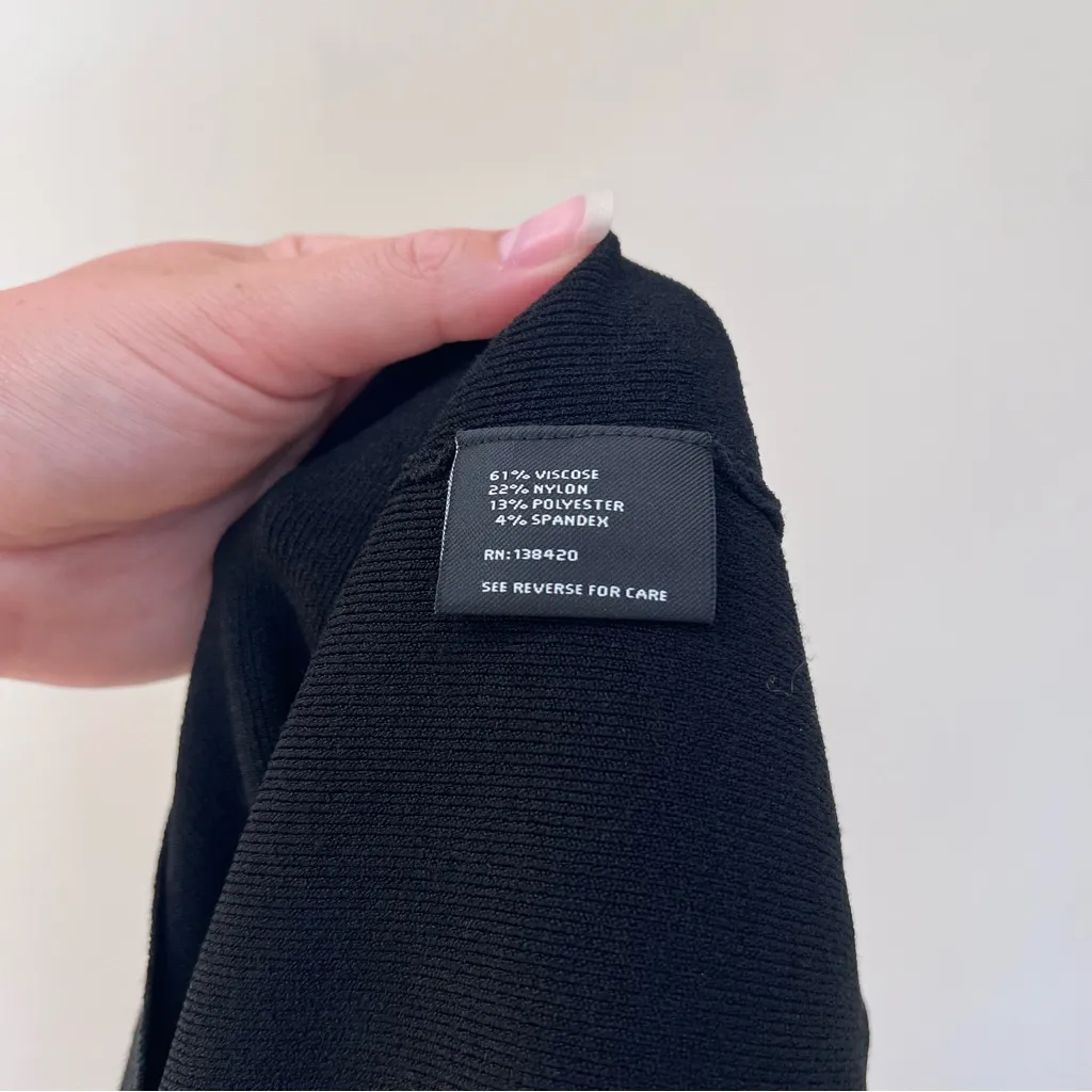 Carlisle Black Sleeveless Top - Image 7