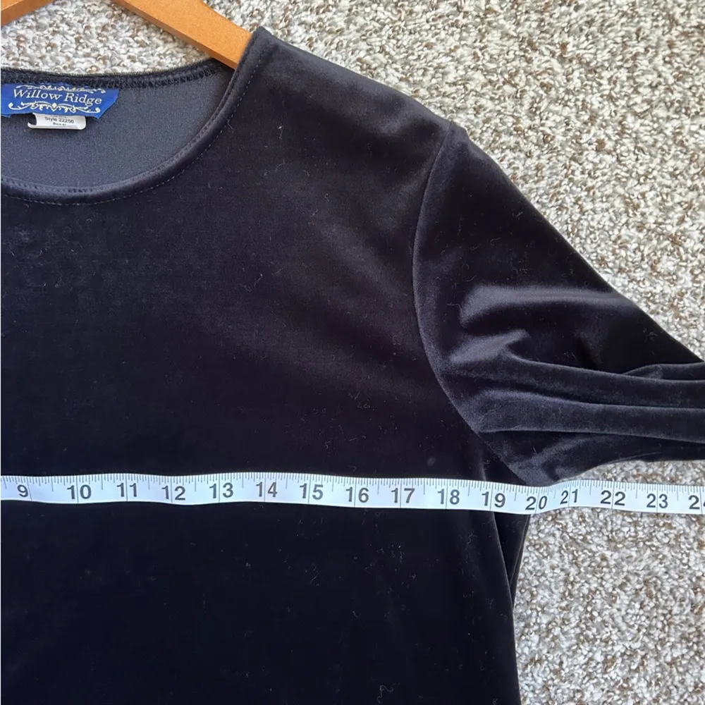 Willow Ridge Long Sleeve Black Velvet Blouse Medium - Image 5